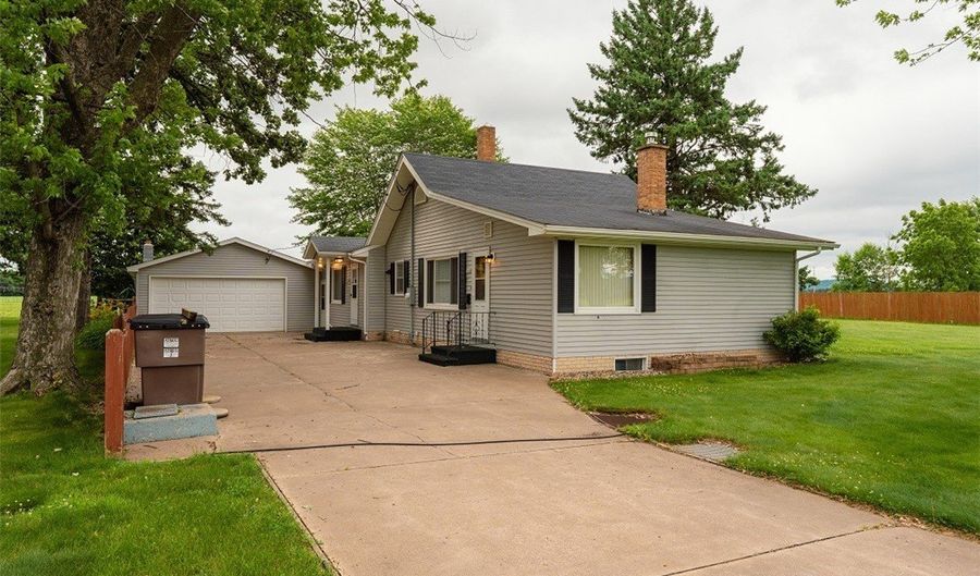 N6098 County Road N, Arkansaw, WI 54721 - 2 Beds, 2 Bath