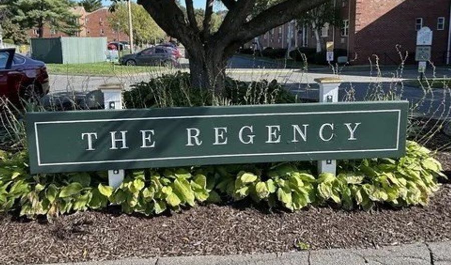 304 Regency Park Dr 304, Agawam, MA 01001 - 2 Beds, 2 Bath