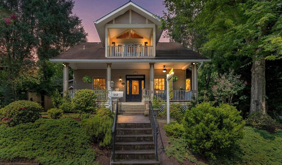 1212 N CLEVELAND St, Arlington, VA 22201 - 6 Beds, 5 Bath