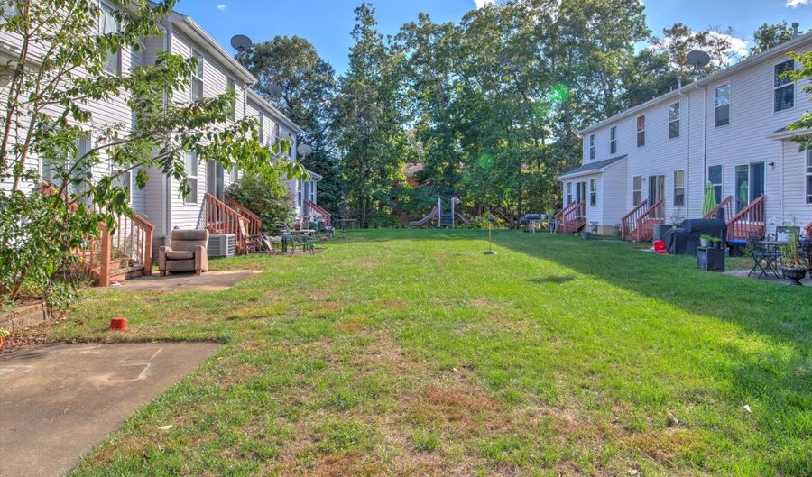 13 Esplanade Way, Bayville, NJ 08721 - 3 Beds, 3 Bath