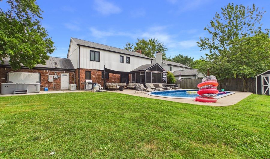 1019 Redwood Dr, Anderson, IN 46011 - 4 Beds, 3 Bath