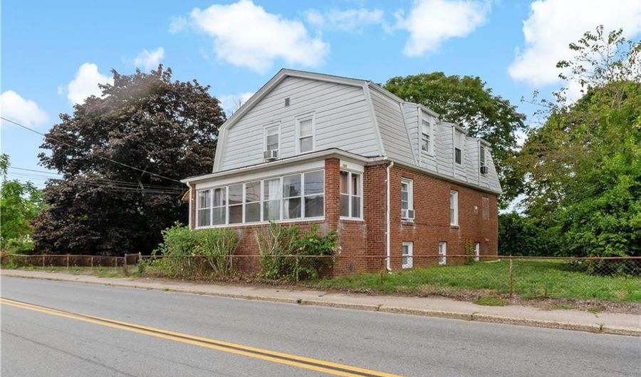 122 Market St, Warren, RI 02885 - 6 Beds, 3 Bath