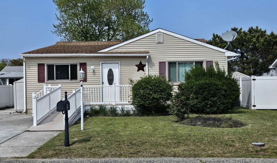 203 Shadeland, Villas, NJ 08251 - 4 Beds, 2 Bath