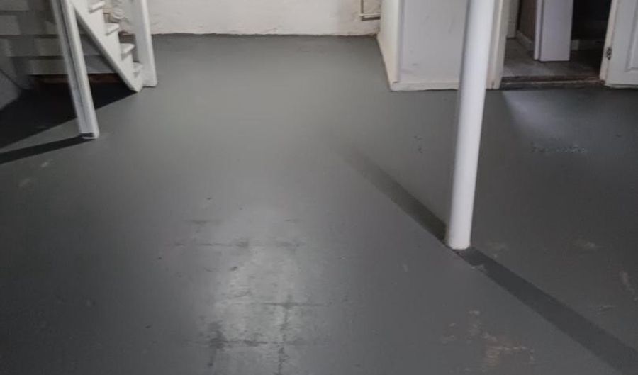 41 N KOSSUTH St, Baltimore, MD 21229 - 3 Beds, 2 Bath