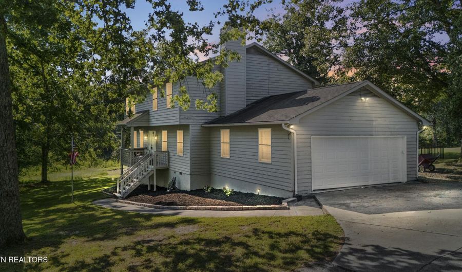 3447 Mountain View Ln, Baneberry, TN 37890 - 4 Beds, 3 Bath