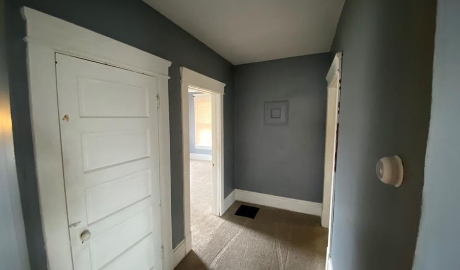 192 W. Cambridge, Alliance, OH 44601 - 4 Beds, 3 Bath