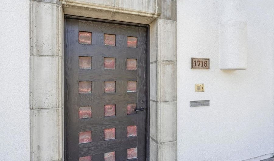 1716 Ocean Front, Del Mar, CA 92014 - 6 Beds, 6 Bath