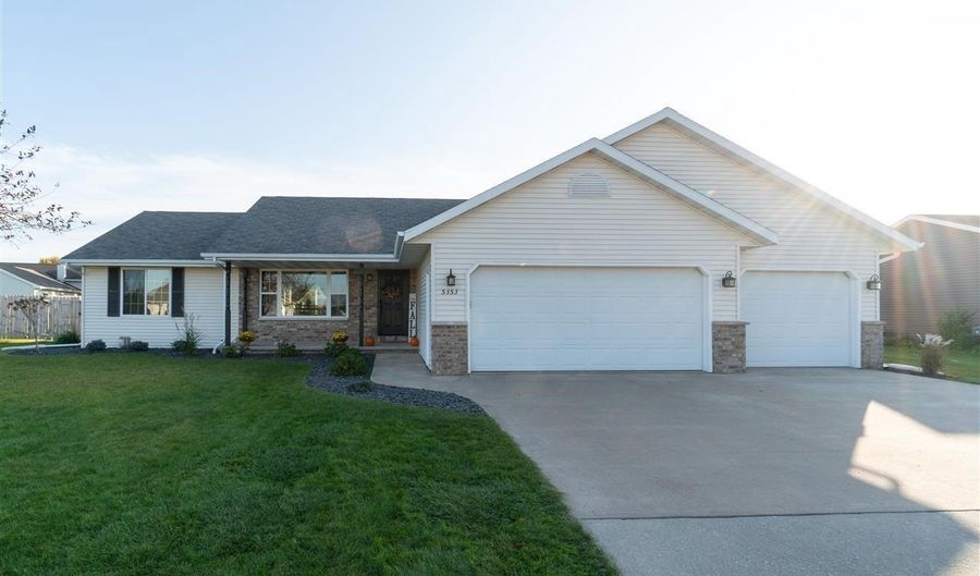 W5353 AMY Avenue, Appleton, WI 54915 - 4 Beds, 3 Bath