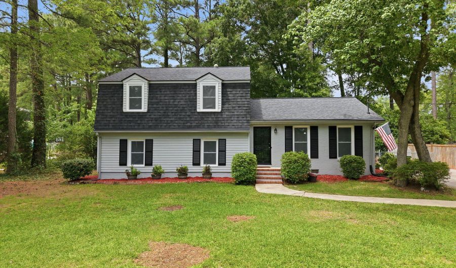 1111 Knollwood Dr, Apex, NC 27502 - 4 Beds, 3 Bath