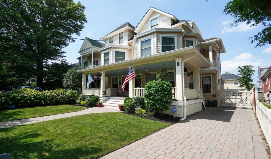 511 SE Asbury Ave, Asbury Park, NJ 07712 - 5 Beds, 4 Bath