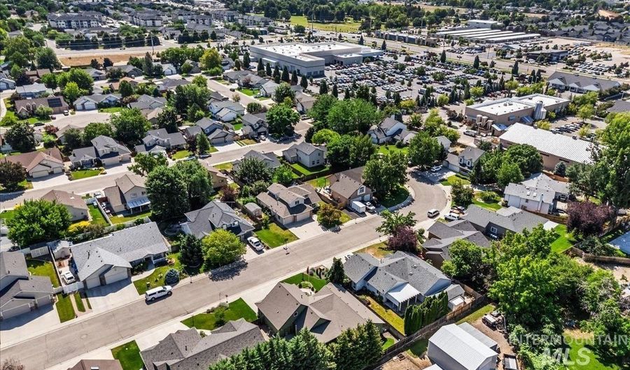 1891 N Highwood Ave, Boise, ID 83713 - 3 Beds, 2 Bath