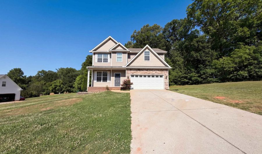 129 Saddlebrook Aly, Abbeville, SC 29671 - 4 Beds, 3 Bath