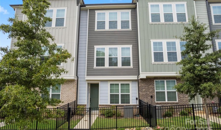 2025 Summey Ave, Charlotte, NC 28205 - 3 Beds, 4 Bath