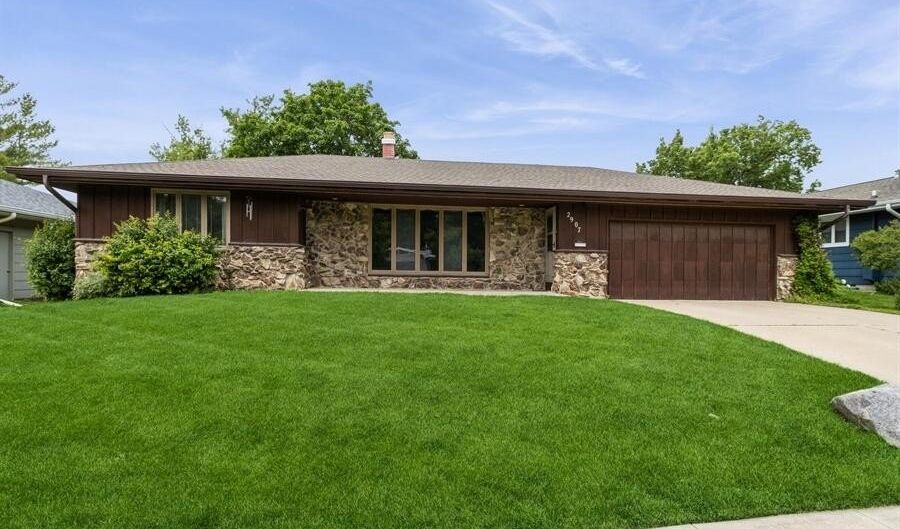 2907 Northwood Dr, Ames, IA 50010 - 3 Beds, 3 Bath