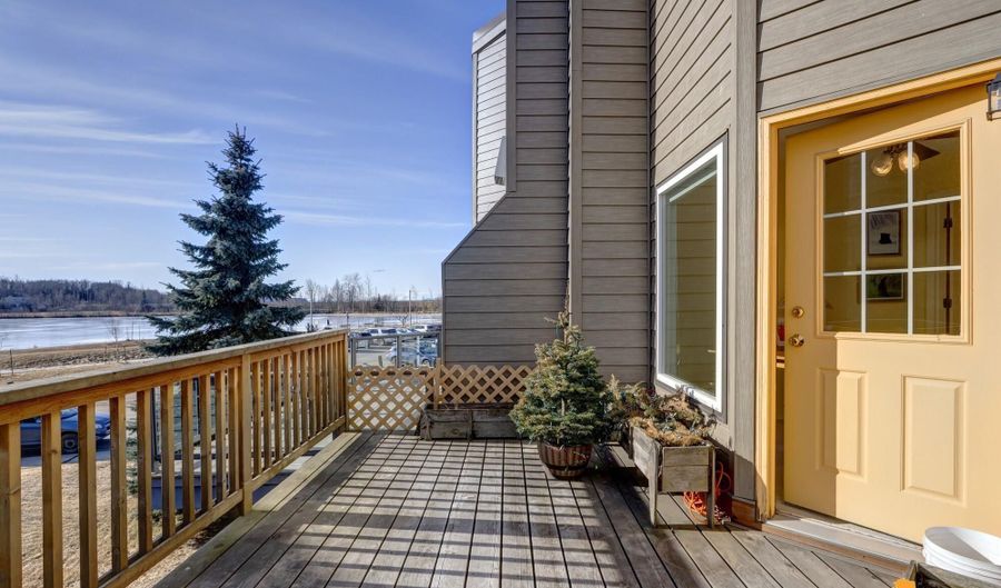 1854 Buccaneer Pl, Anchorage, AK 99501 - 2 Beds, 3 Bath
