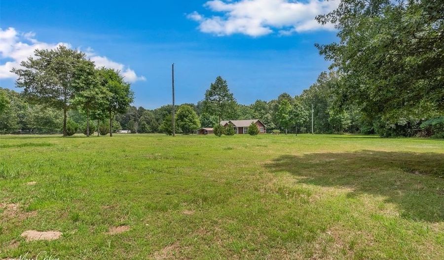 1170 HWY 162, Benton, LA 71006 - 3 Beds, 2 Bath