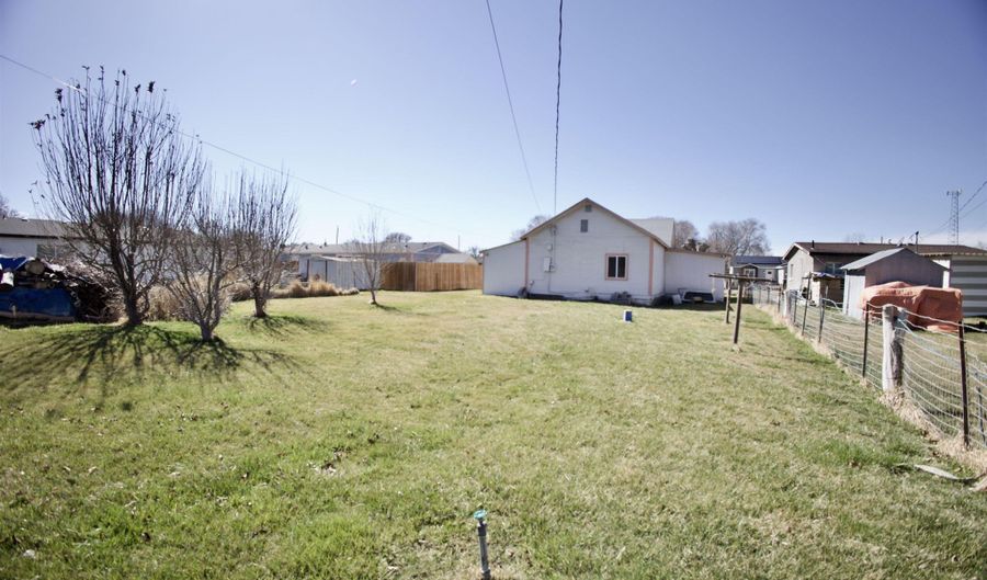 643 Conant Ave, Burley, ID 83318 - 3 Beds, 1 Bath