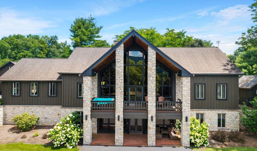 622 Golf Course Rd, Altoona, PA 16601 - 3 Beds, 4 Bath