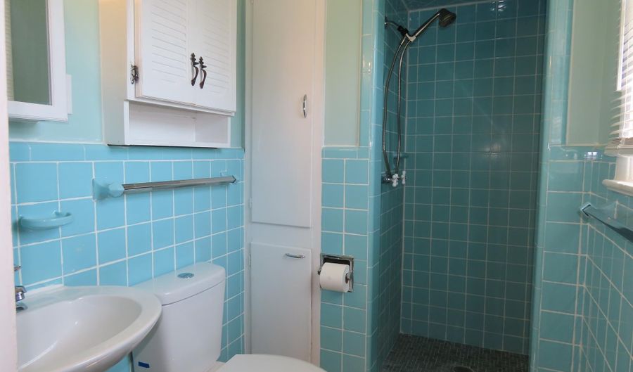 143 N OLD MILL Rd, Dover, DE 19901 - 4 Beds, 2 Bath