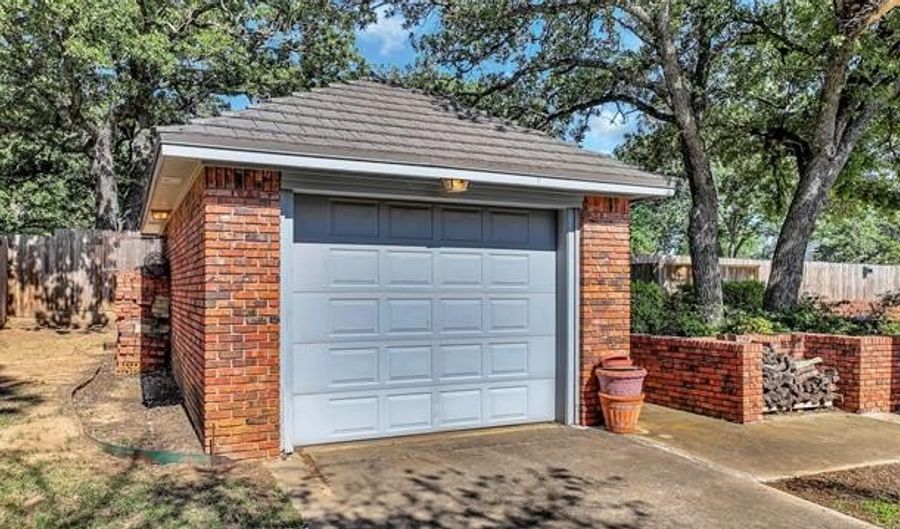 2803 Ridgeway, Ardmore, OK 73401 - 4 Beds, 3 Bath