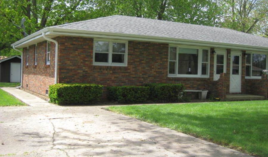 912 Luther Dr A, Wilmington, IL 60481 - 2 Beds, 1 Bath
