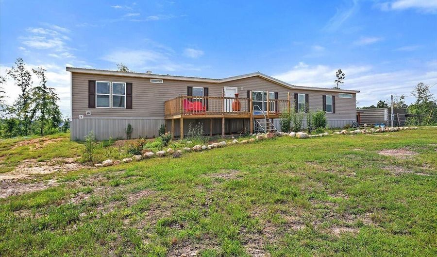 135 Sawmill Rd, Braxton, MS 39044 - 4 Beds, 3 Bath