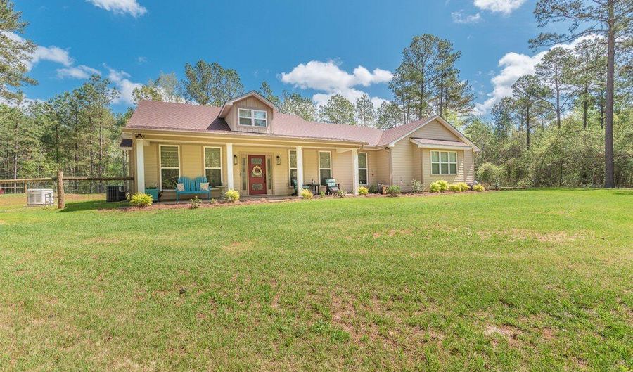 2090 Elberton Hwy, Lincolnton, GA 30817 - 3 Beds, 3 Bath