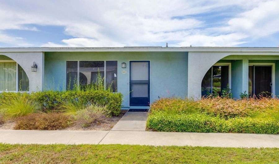 3544 Boussock Ln, Oceanside, CA 92057 - 2 Beds, 1 Bath