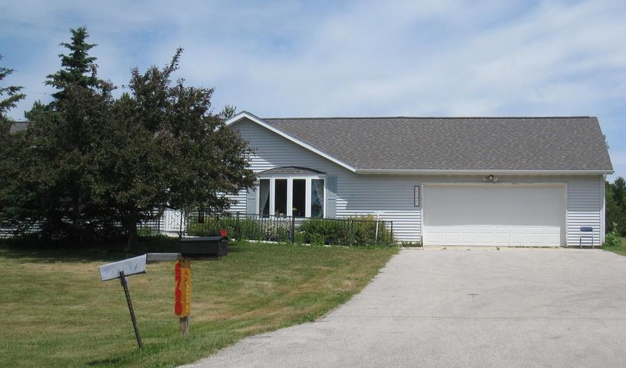 6790 Stagg Rd, Sturgeon Bay, WI 54235 - 3 Beds, 2 Bath