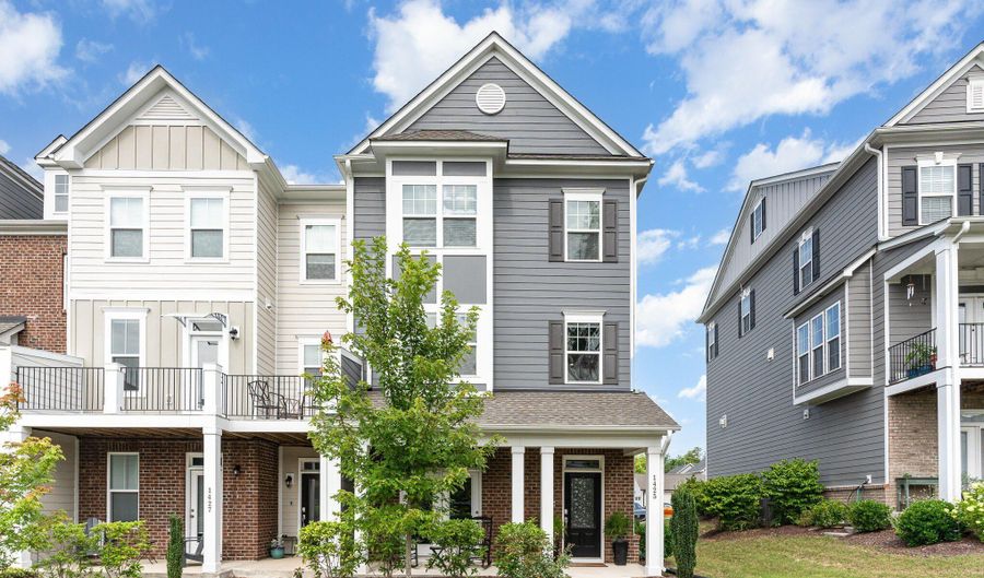 1425 Herb Garden Way, Apex, NC 27502 - 4 Beds, 4 Bath
