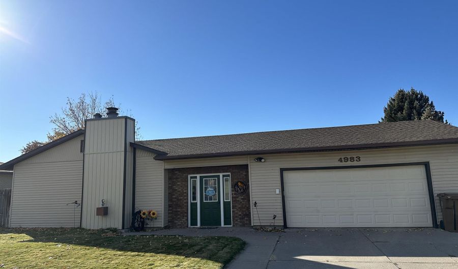 4983 PLEASANT Vw, Chubbuck, ID 83202 - 5 Beds, 3 Bath
