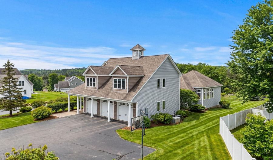 144 Pulpit Rd, Bedford, NH 03110 - 5 Beds, 4 Bath