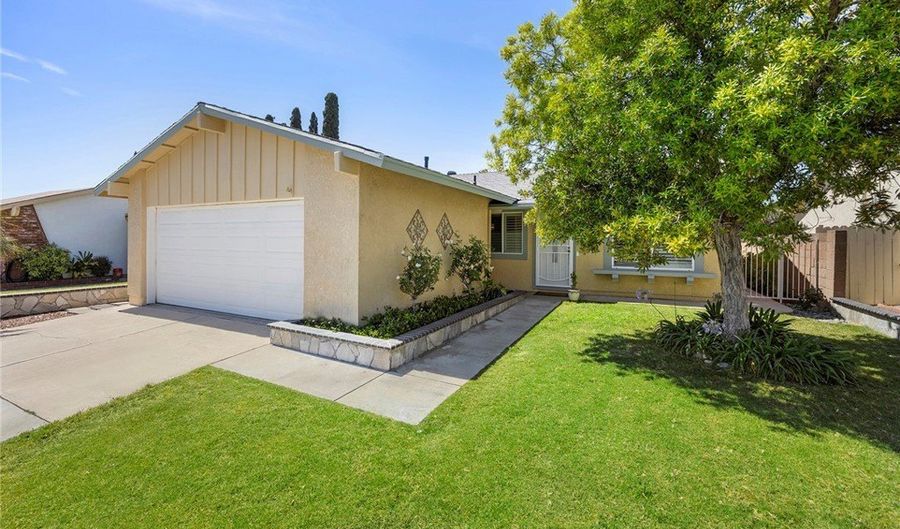 4161 E Fauna Ave, Anaheim, CA 92807 - 3 Beds, 2 Bath