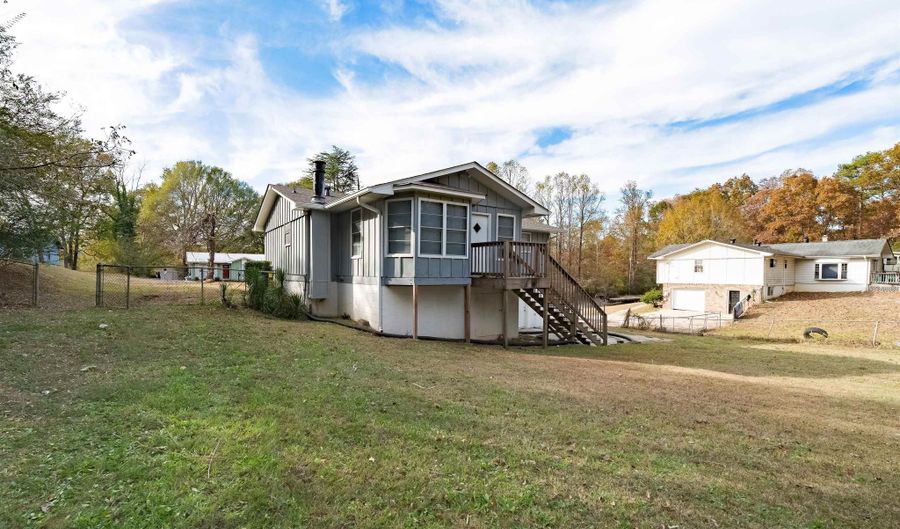 4848 SHADYVIEW Dr, Adamsville, AL 35005 - 3 Beds, 2 Bath