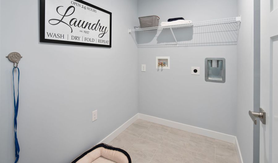 3359 Brentwood Dr, Akron, OH 44312 - 3 Beds, 2 Bath