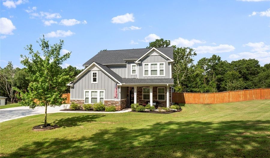 729 Stringer Rd, Belton, SC 29627 - 5 Beds, 4 Bath
