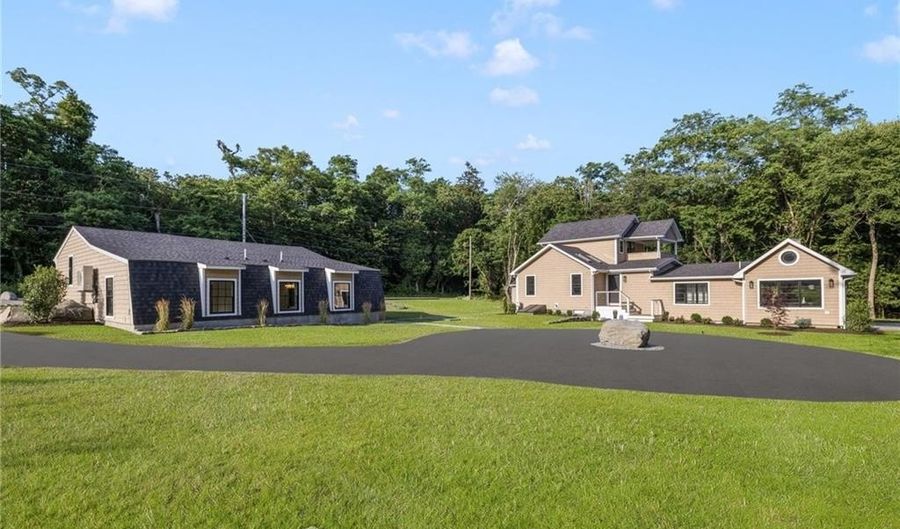 91 Carr Ln, Jamestown, RI 02835 - 5 Beds, 5 Bath