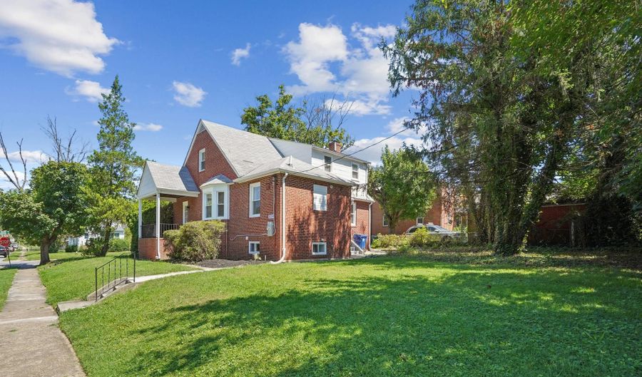 3529 GLENMORE Ave, Baltimore, MD 21206 - 4 Beds, 4 Bath