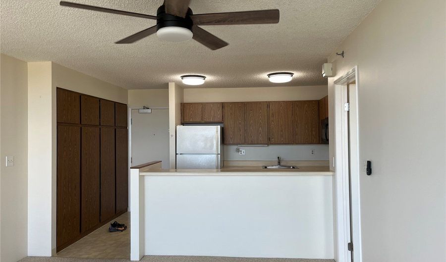 98-402 Koauka Loop 1404, Aiea, HI 96701 - 1 Beds, 1 Bath