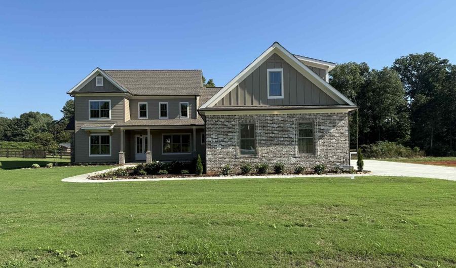 20805 Jeremiah Ln, Athens, AL 35611 - 4 Beds, 5 Bath