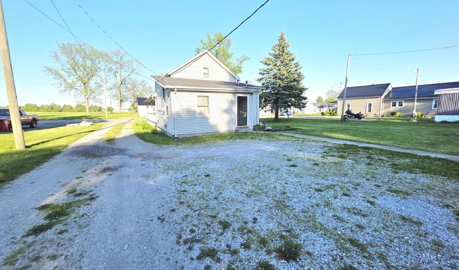 425 Liberty St, Ada, OH 45810 - 2 Beds, 1 Bath