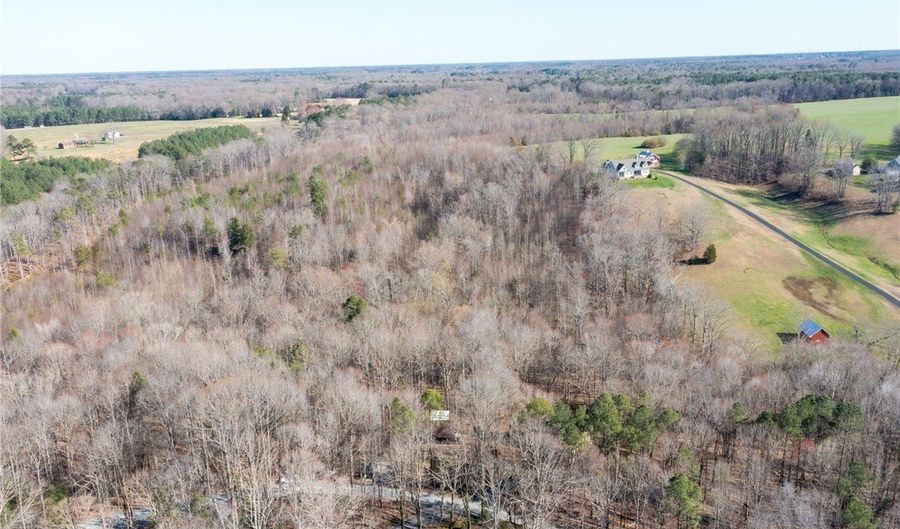 14304 Horseshoe Ford Rd, Ashland, VA 23005 - 3 Beds, 2 Bath