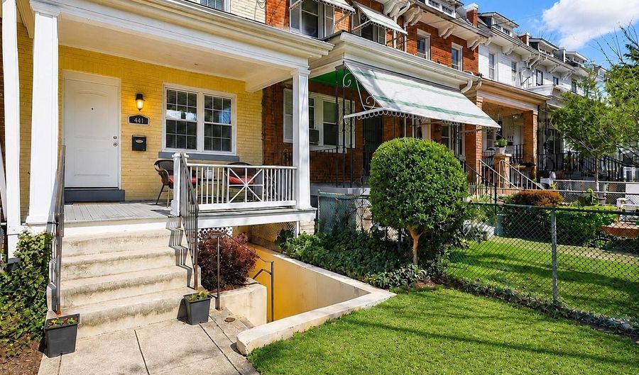 441 DELAFIELD Pl NW, Washington, DC 20011 - 3 Beds, 3 Bath