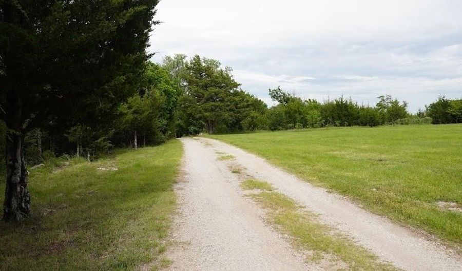 7595 SW 127th Ter, Augusta, KS 67010 - 4 Beds, 2 Bath