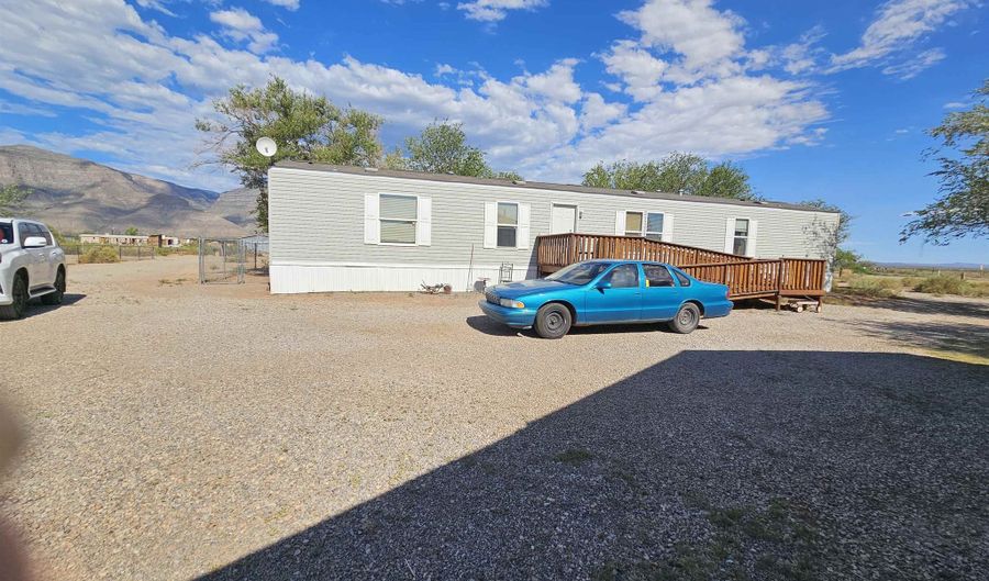 6 Terall Trl, Alamogordo, NM 88310 - 2 Beds, 2 Bath