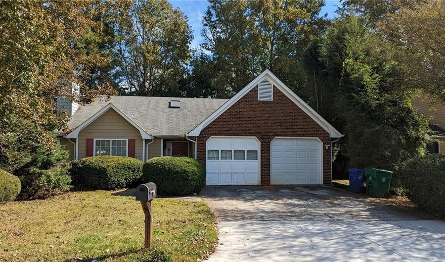 3712 Riverside Pkwy, Decatur, GA 30034 - 3 Beds, 2 Bath