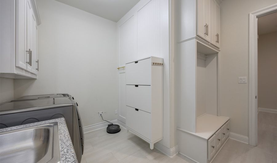 918 Sydney Ln, Allen, TX 75013 - 4 Beds, 5 Bath
