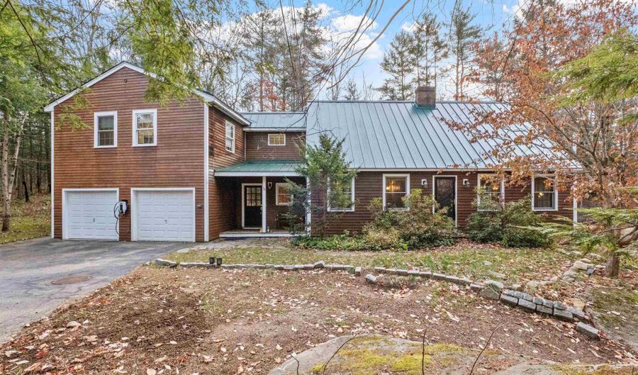 35 Merry Hill Rd, Barrington, NH 03825 - 4 Beds, 2 Bath
