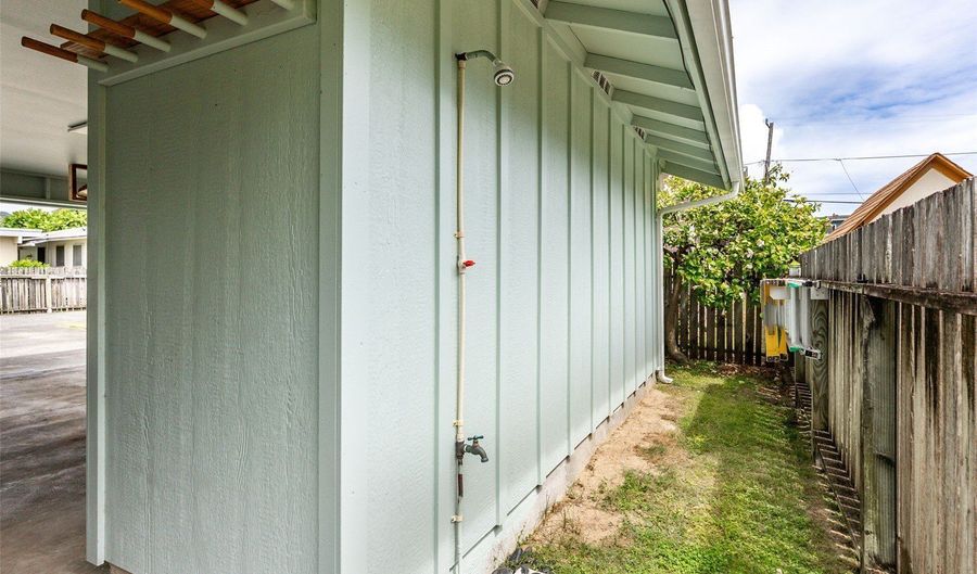 447- A Manono St, Kailua, HI 96734 - 3 Beds, 2 Bath
