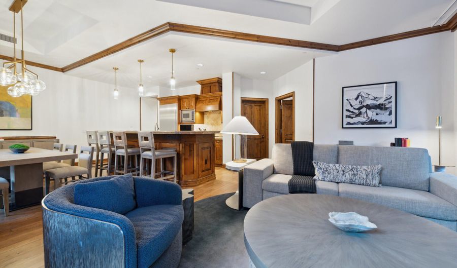 415 E Dean St. Unit 3 Week 11, Aspen, CO 81611 - 3 Beds, 3 Bath